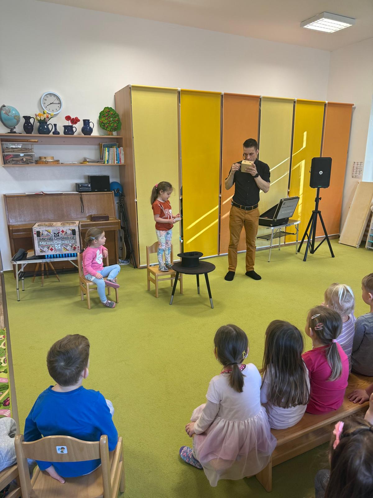 2025-04-14-Kouzelník na Kohoutovické-3.jpg